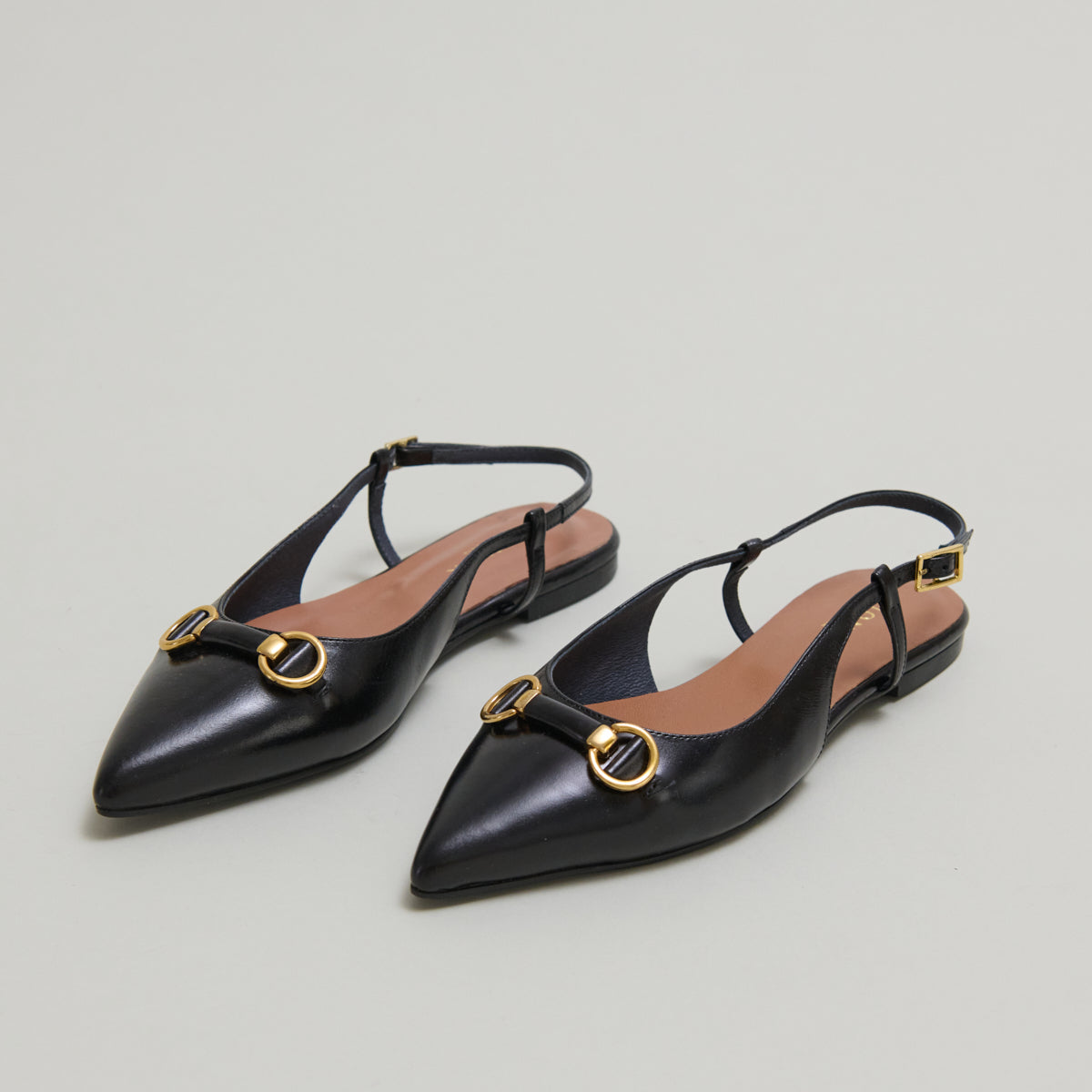 Ballerines slingbacks à bouts pointus et mors dorés