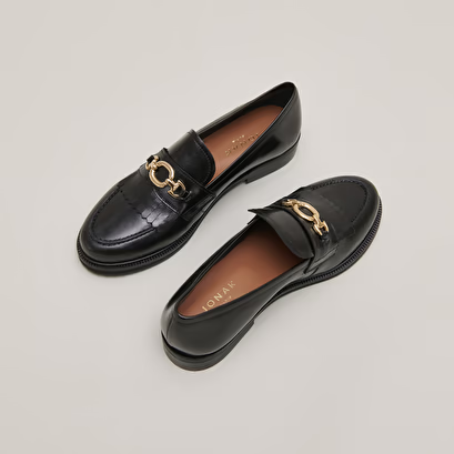Mocassins à boucles dorées