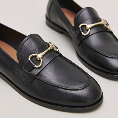 Mocassins à mors dorés