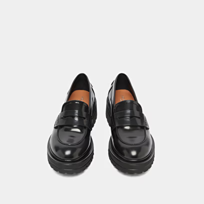 Mocassins à semelles crantées