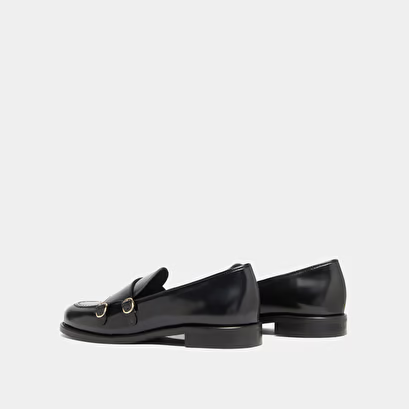 Mocassins à boucles ajustables
