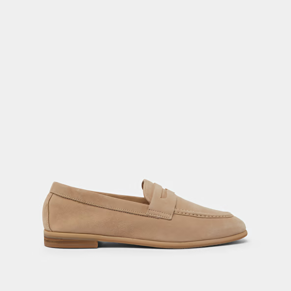 Mocassins à talons plats et bouts arrondis