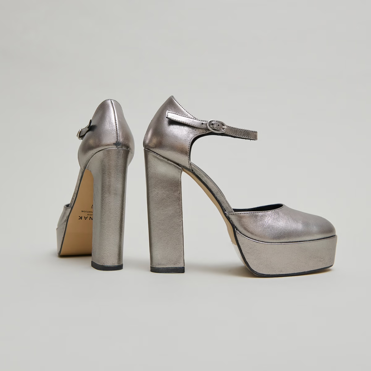 Babies à talons et plateformes