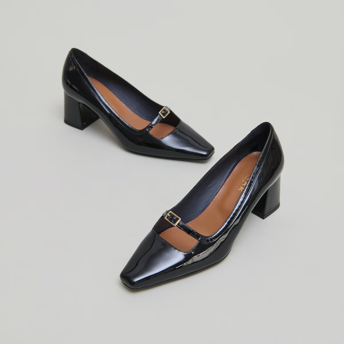 Babies à talons