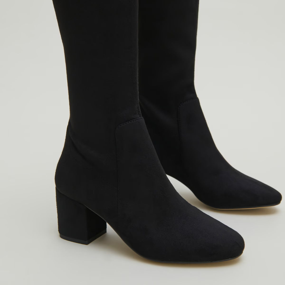Cuissardes à petits talons