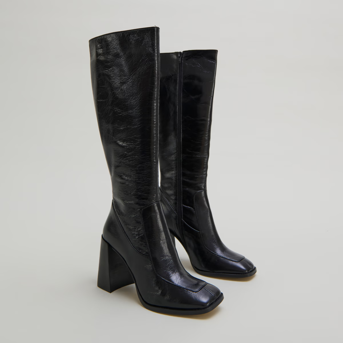 Bottes hautes à bouts carrés