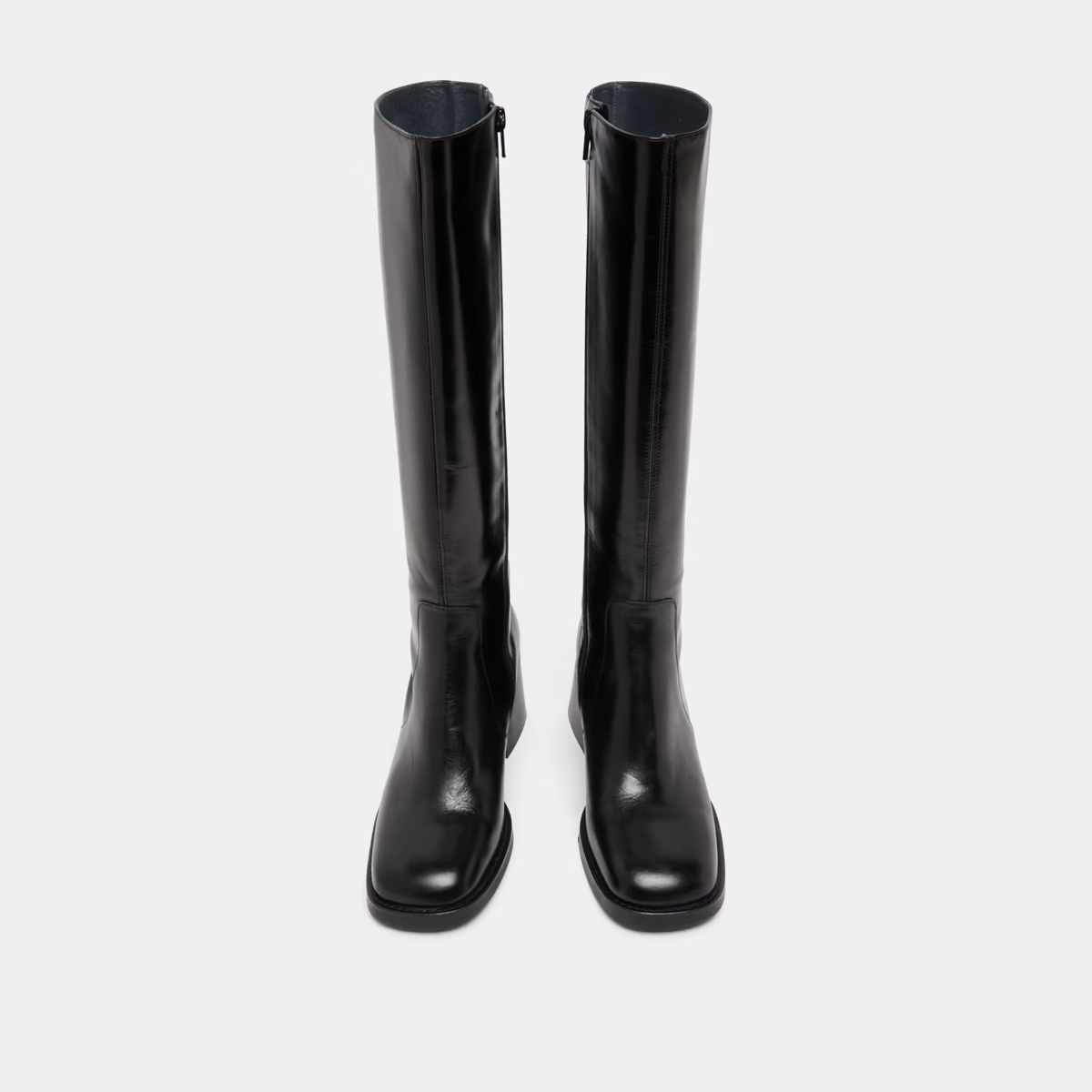 Bottes à talons épais et bouts carrés