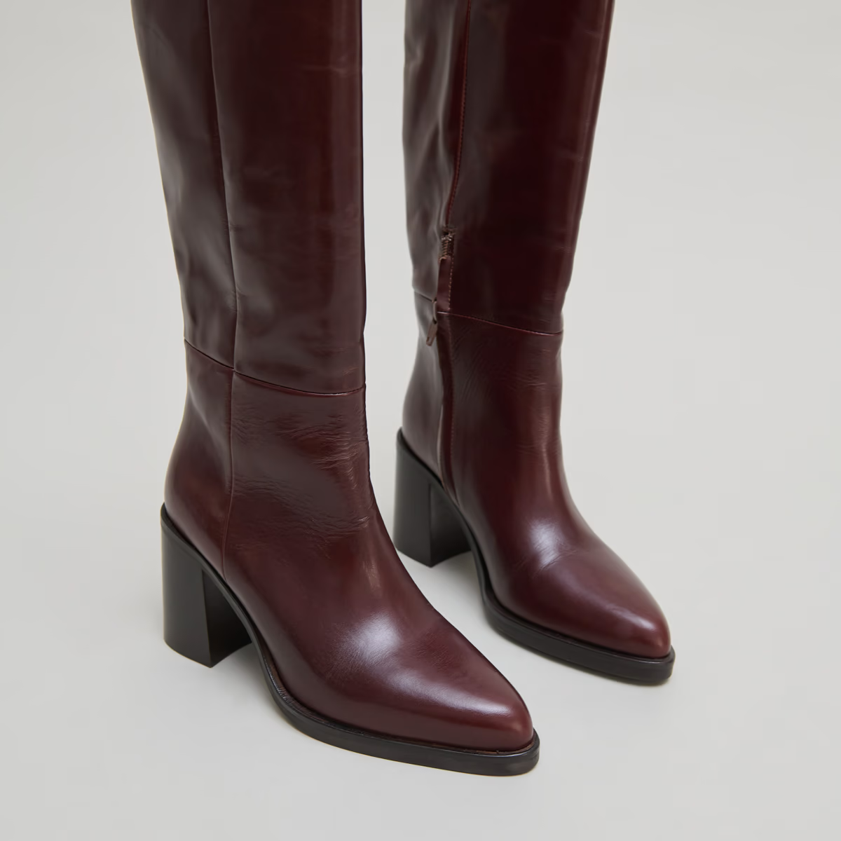 Bottes à talons lamellés