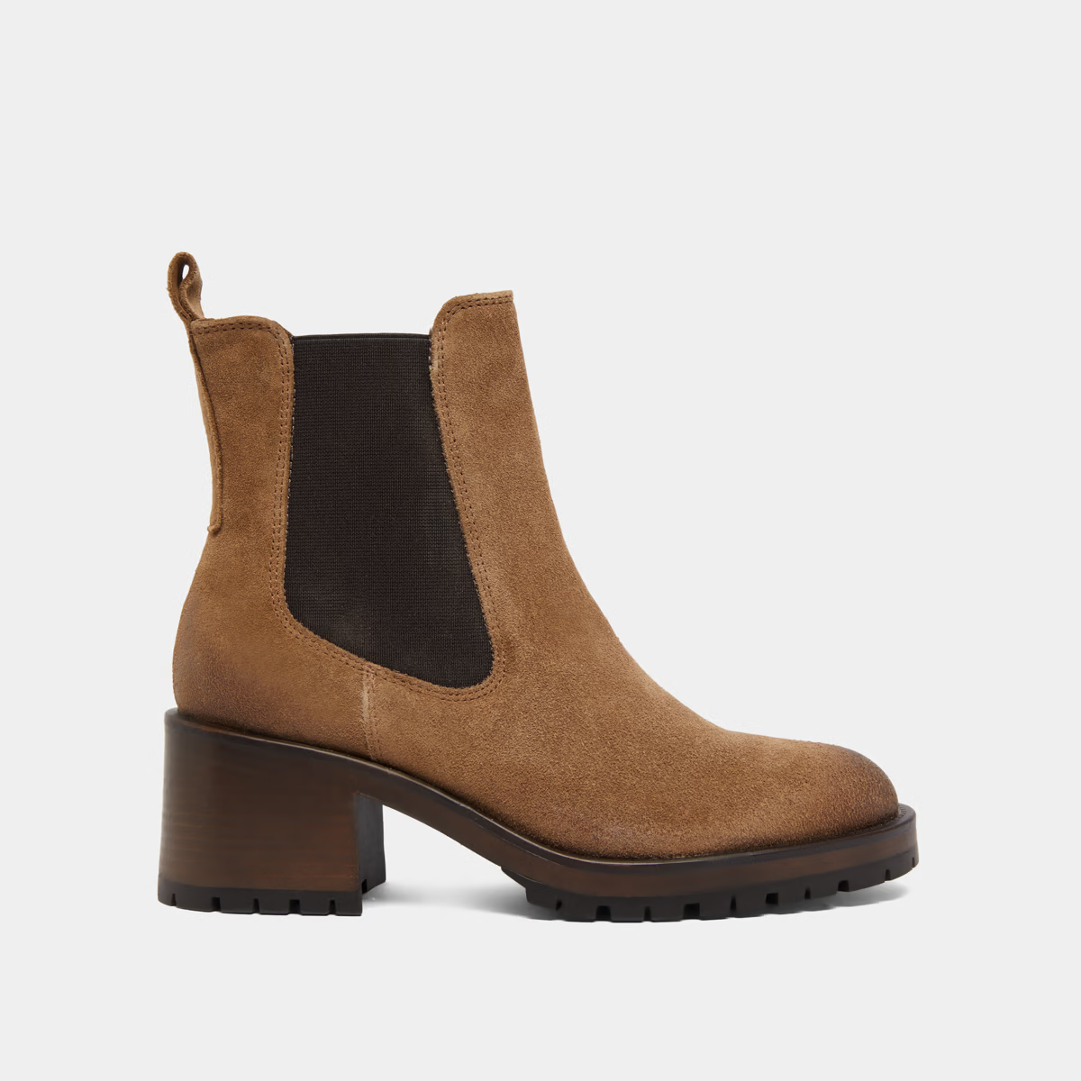 Bottines à semelles crantées