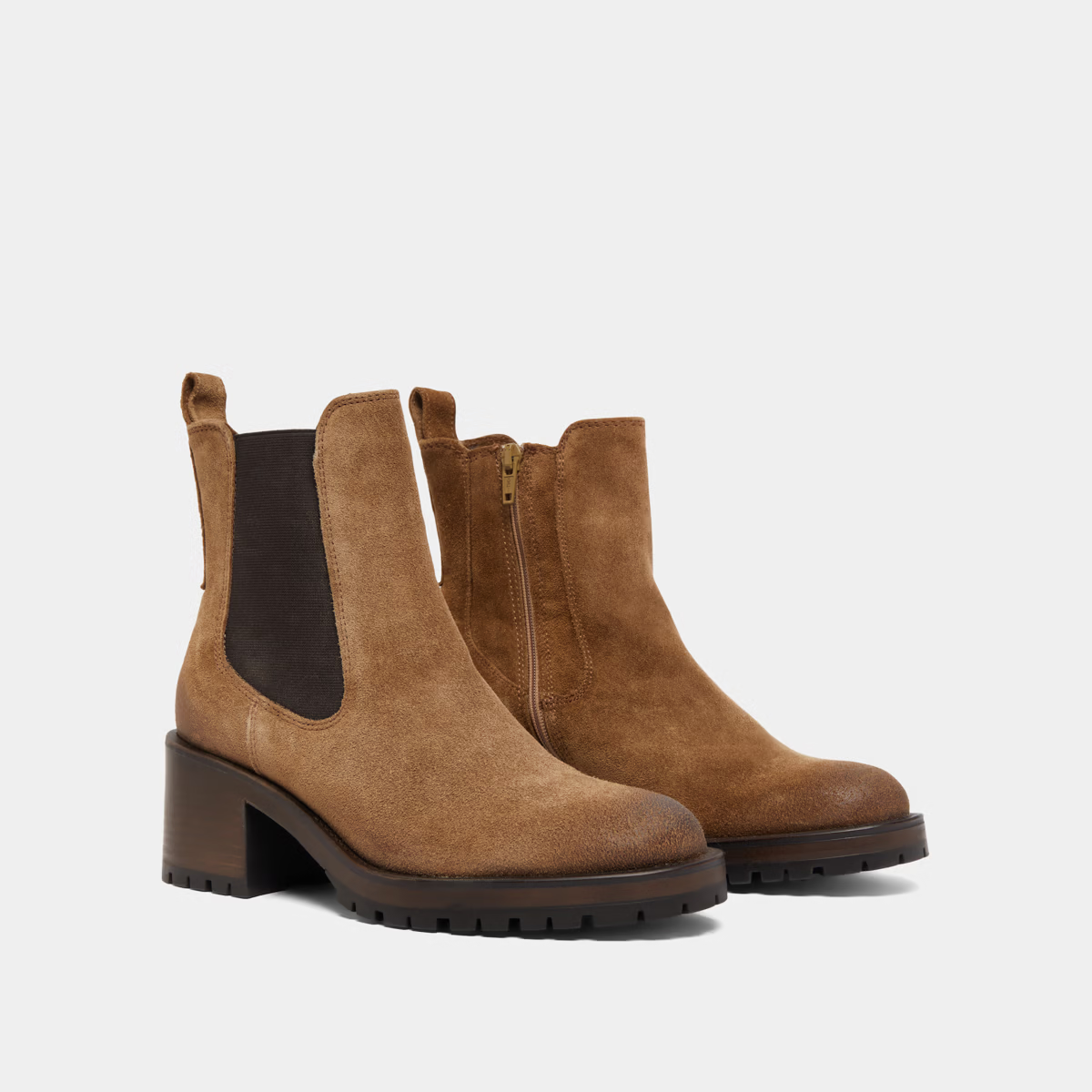 Bottines à semelles crantées