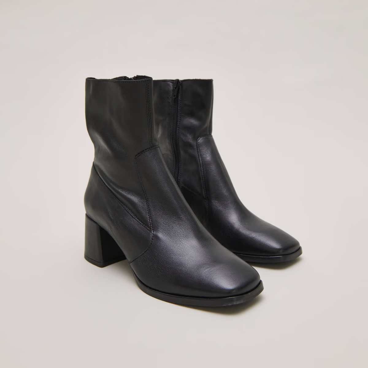 Bottines à bouts ovales