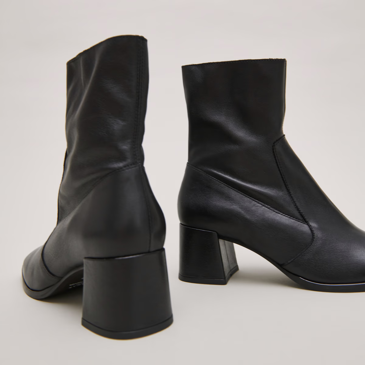 Bottines à bouts ovales