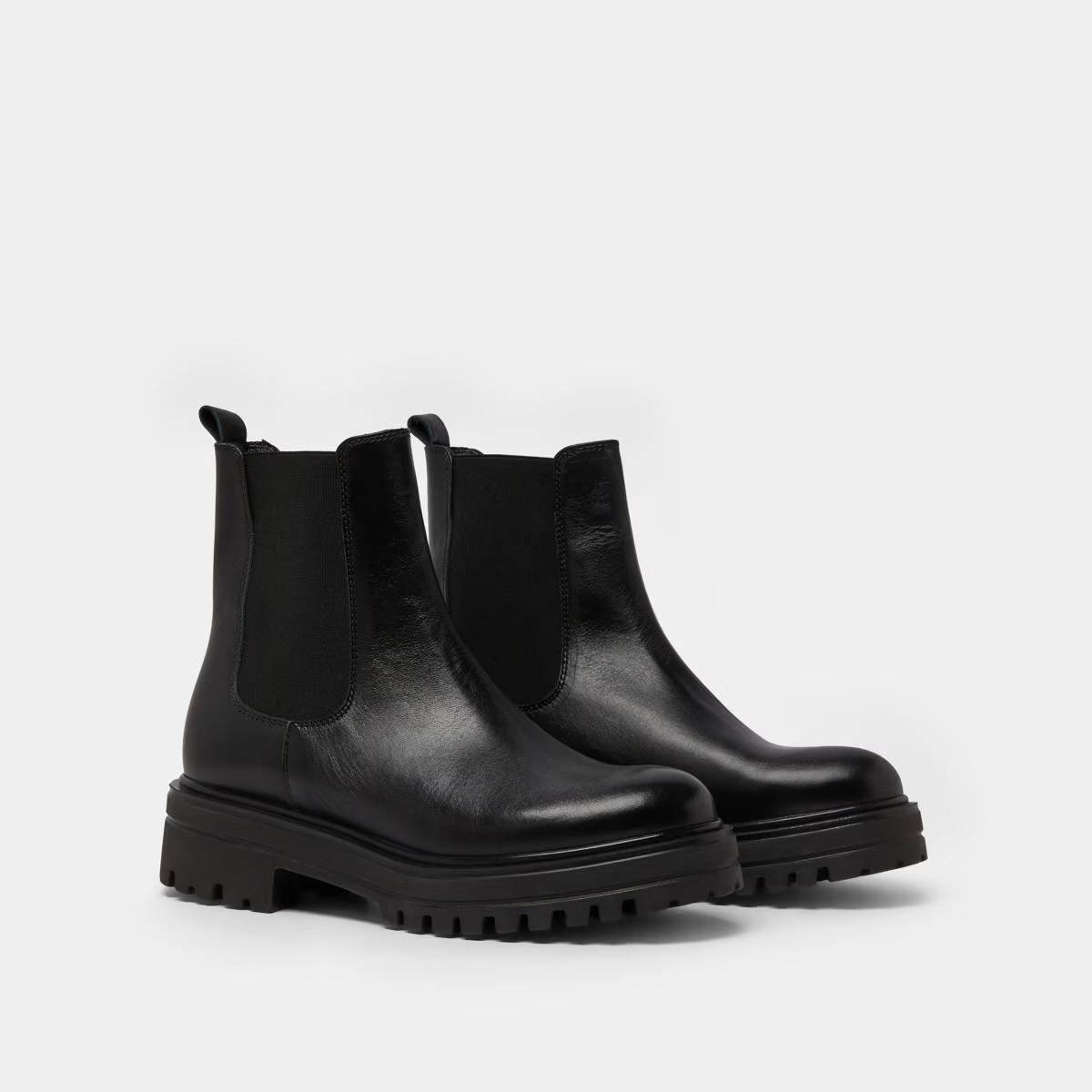 Boots à semelles crantées et élastiques