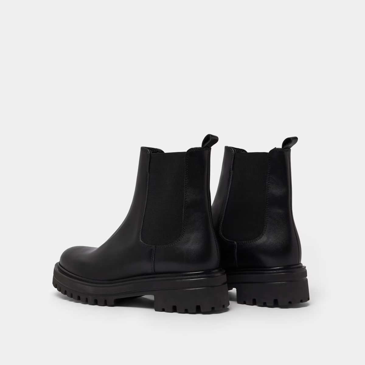 Boots à semelles crantées et élastiques