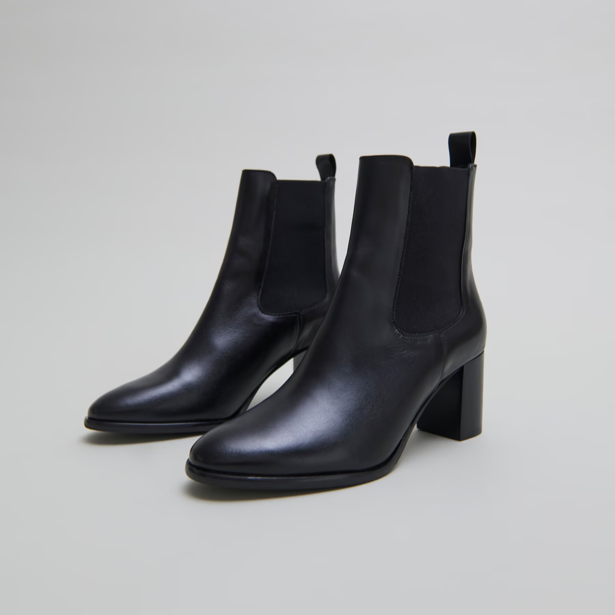 Boots à talons et élastiques