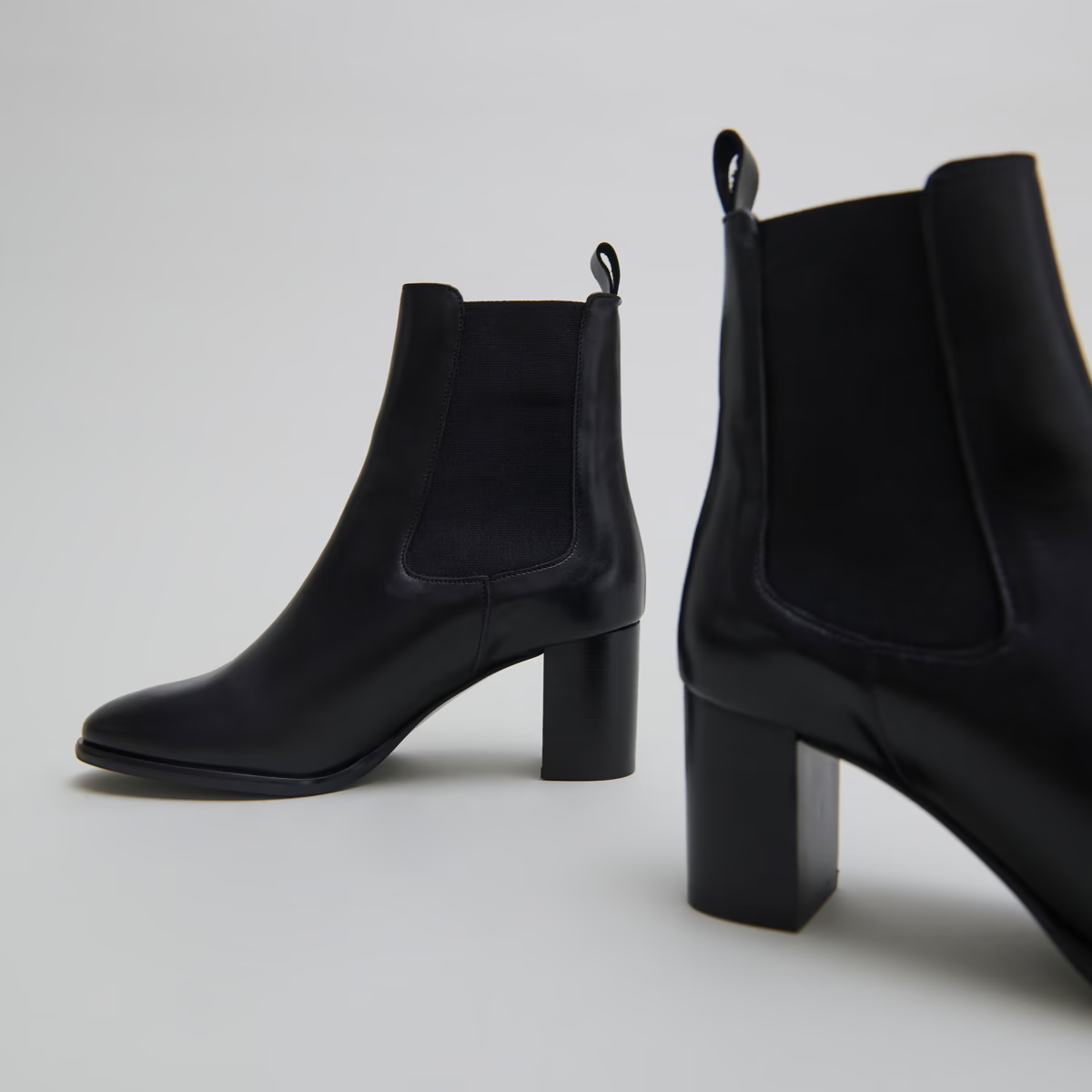 Boots à talons et élastiques
