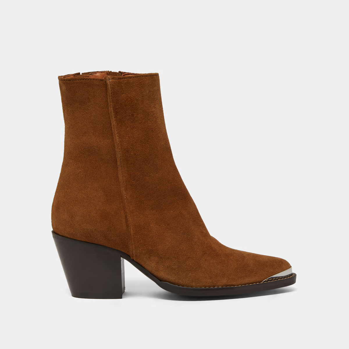 Boots à bouts argentés