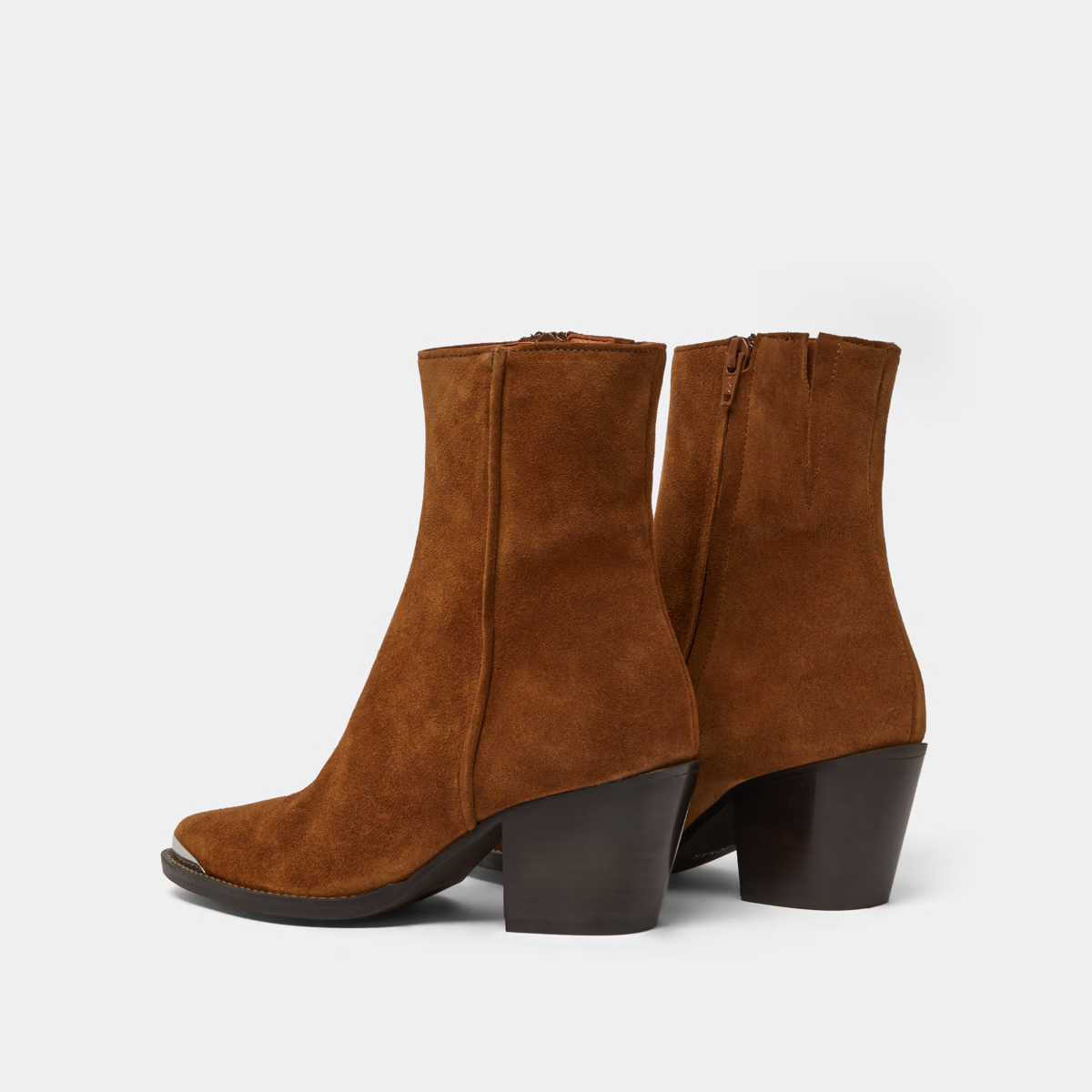 Boots à bouts argentés