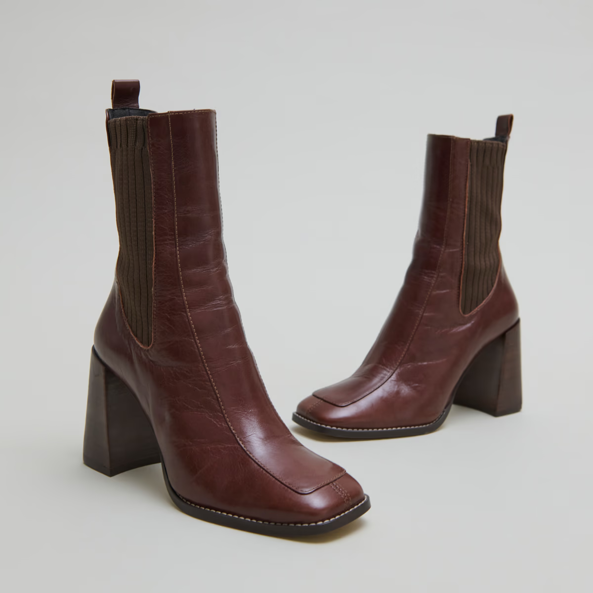 Bottines à talons hauts