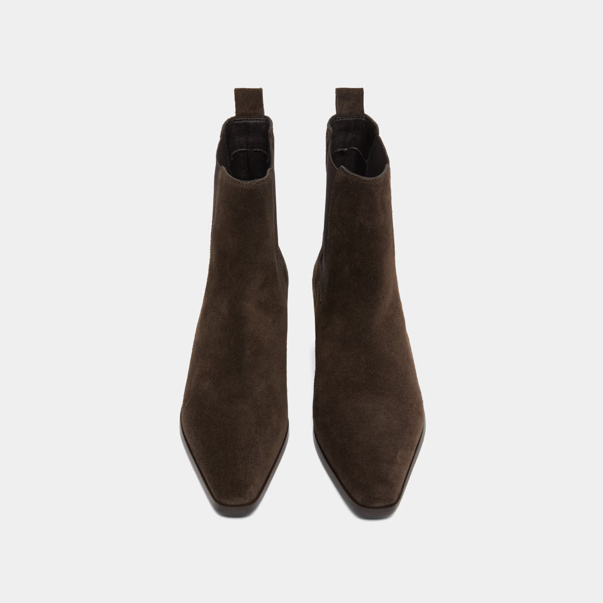 Boots à légers talons biseautés et bouts pointus