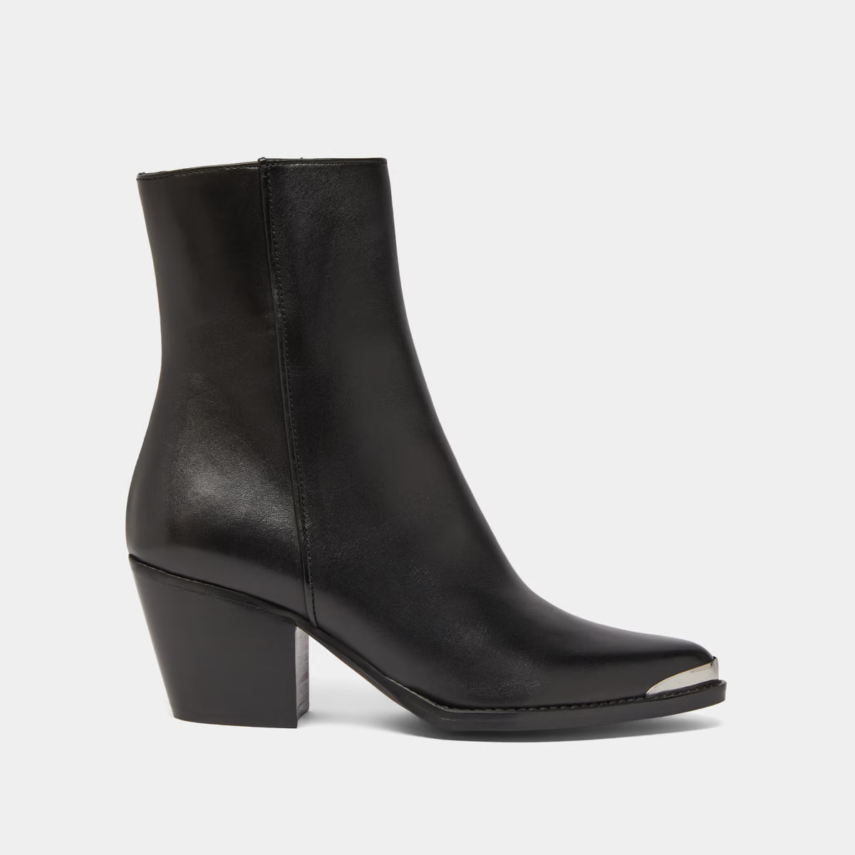 Boots à bouts argentés