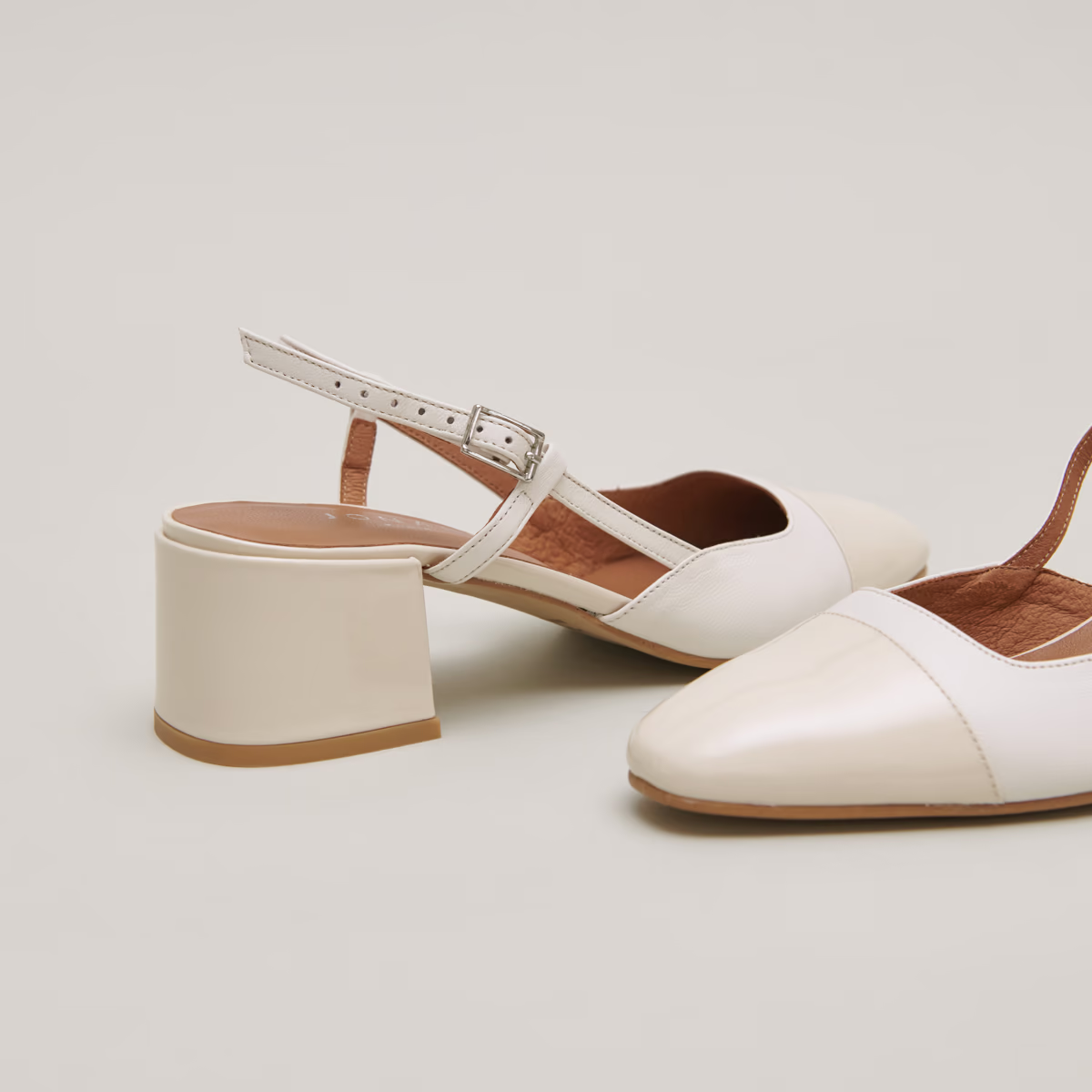 Slingbacks à petits talons