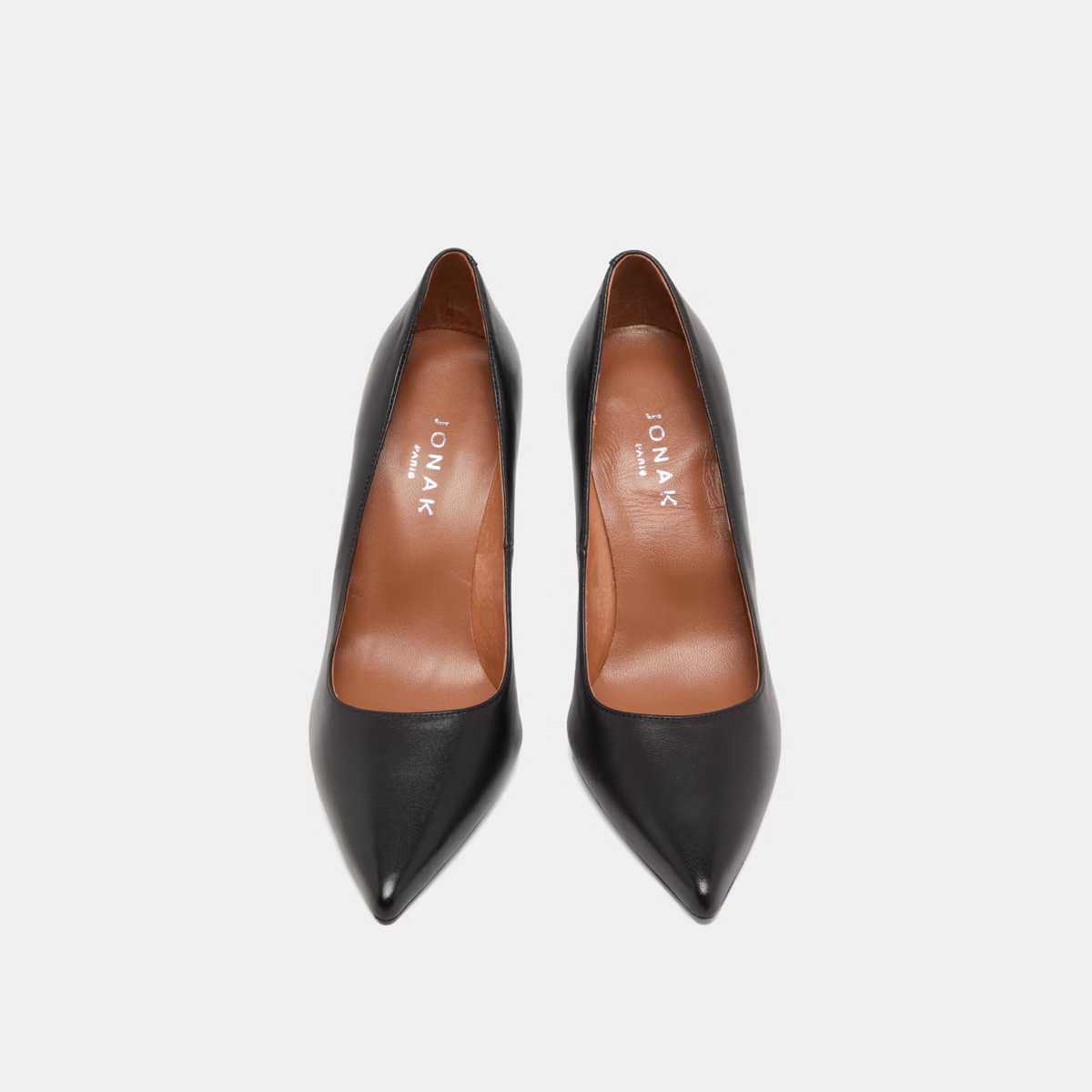 Escarpins à talons hauts et bouts pointus