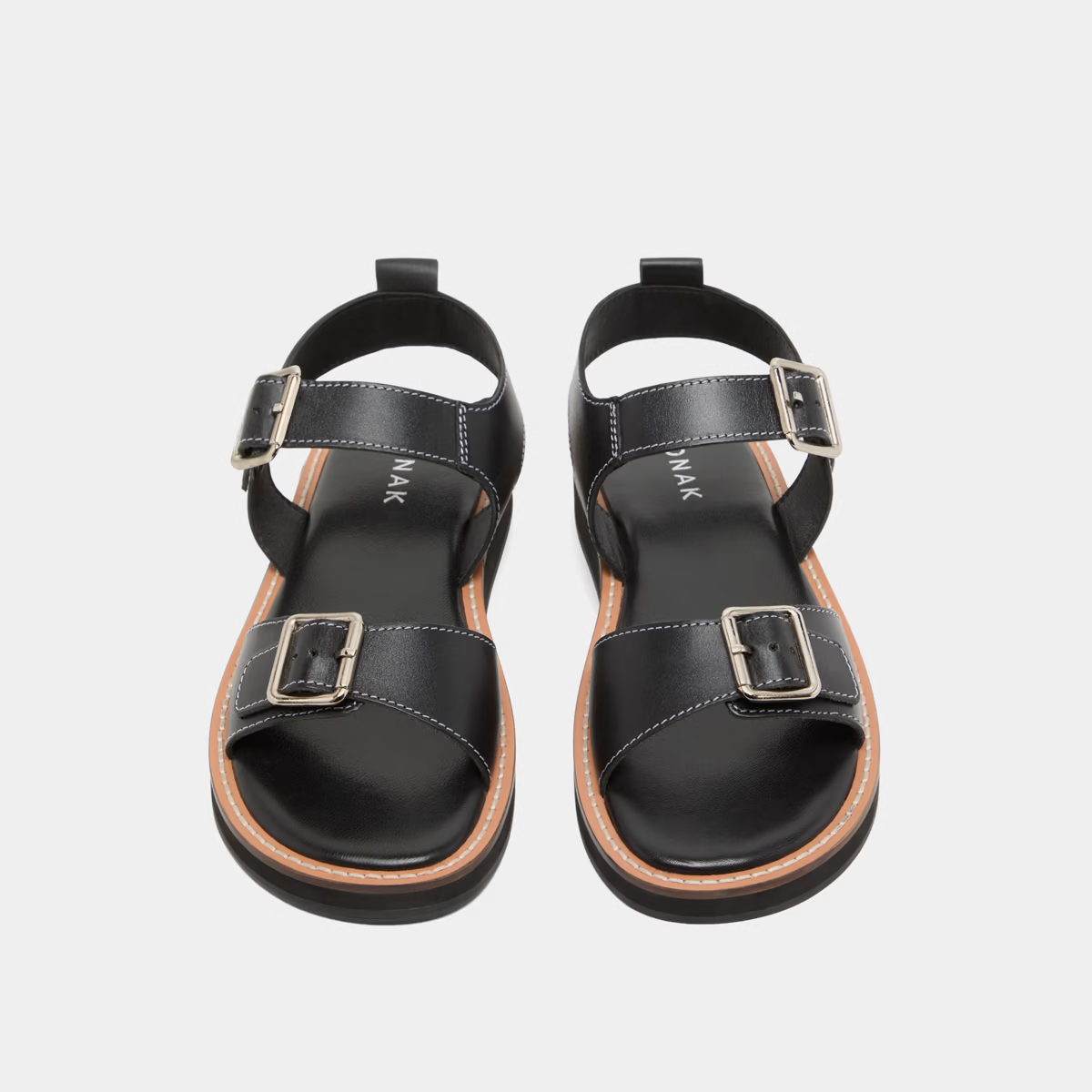 Sandales à boucles ajustantes