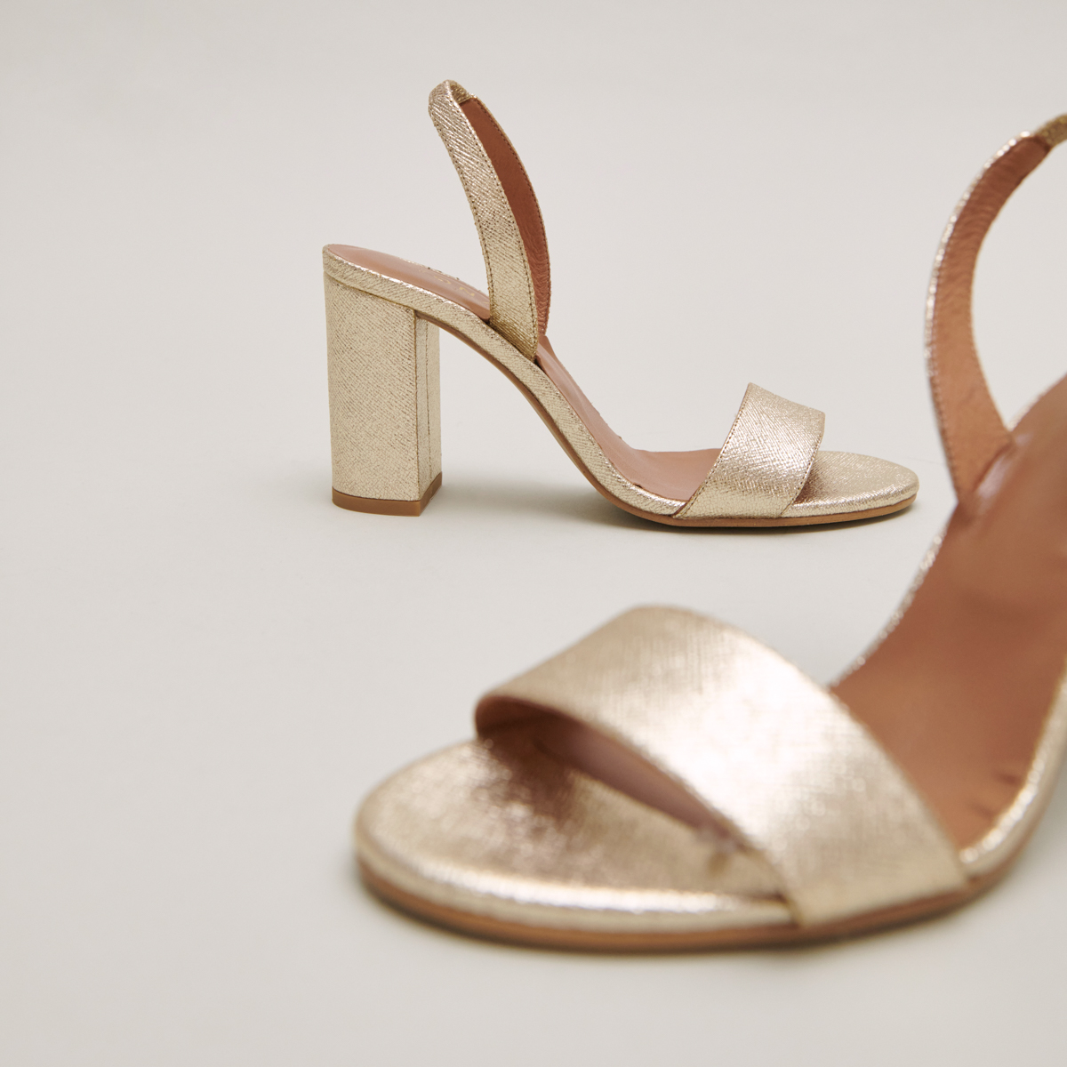 Sandales à talons