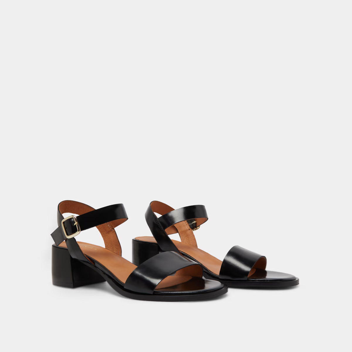 Sandales à petits talons