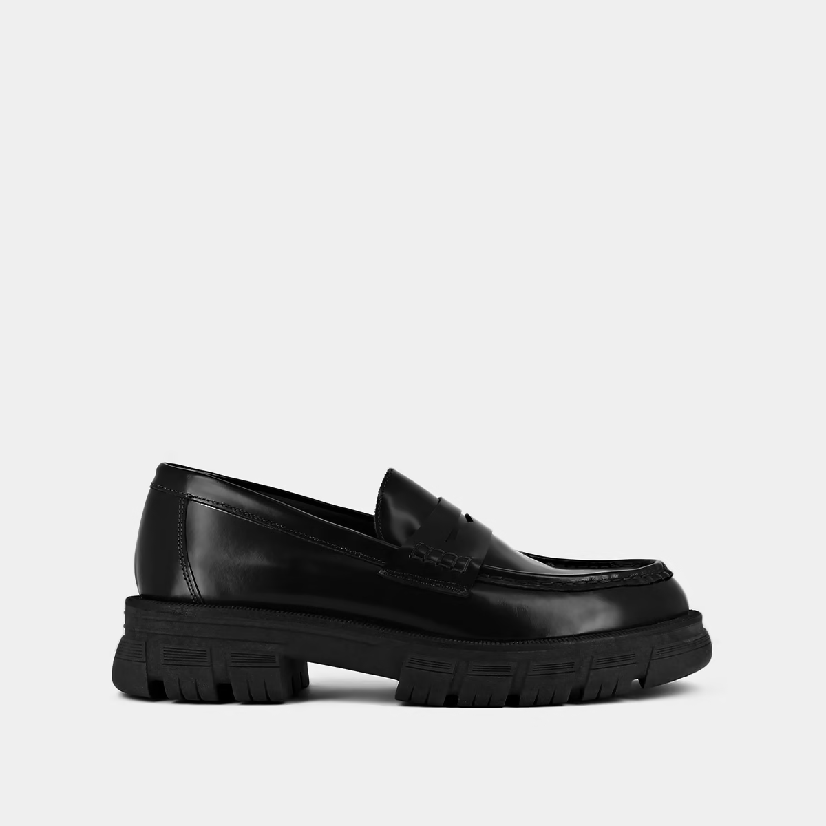Mocassins à semelles crantées
