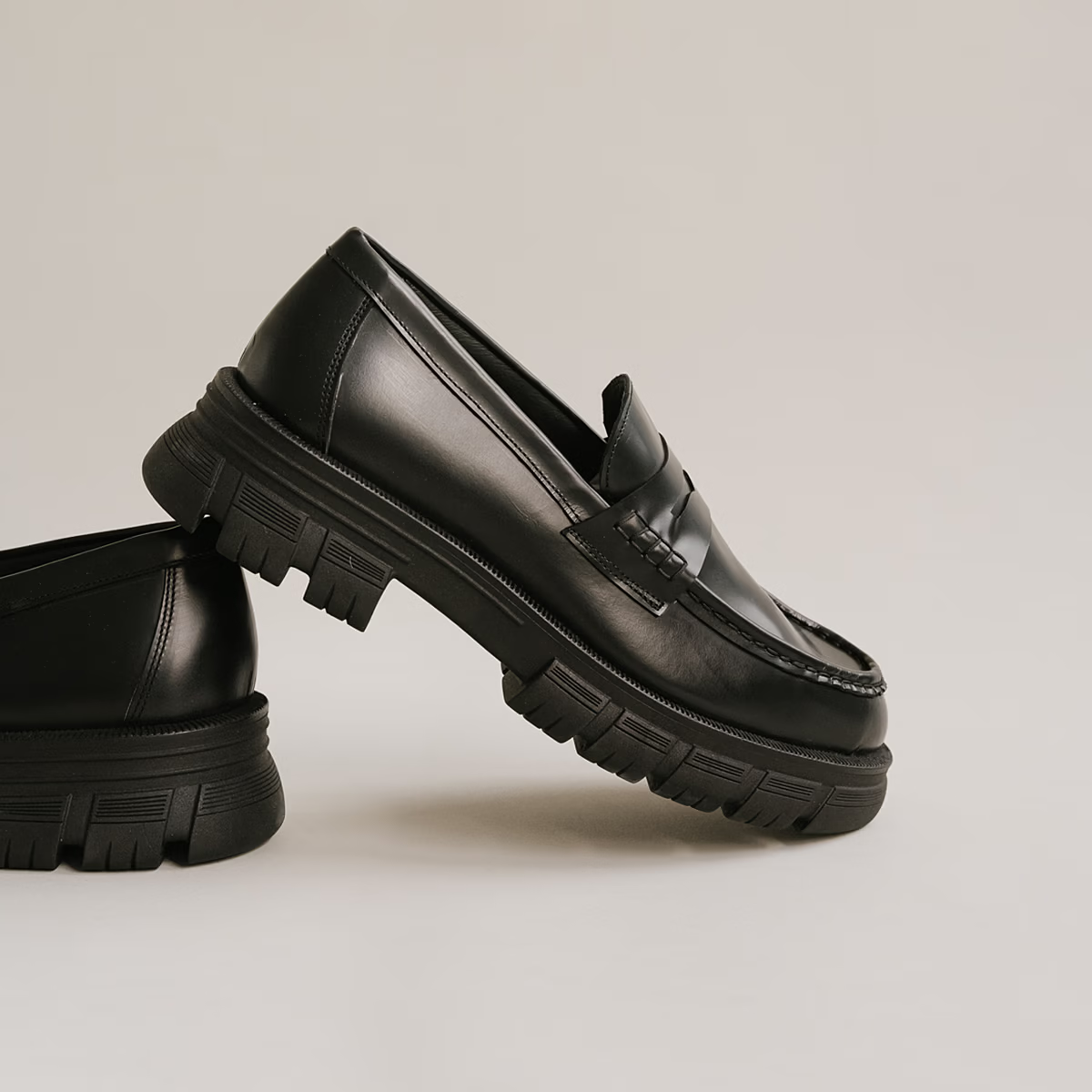 Mocassins à semelles crantées