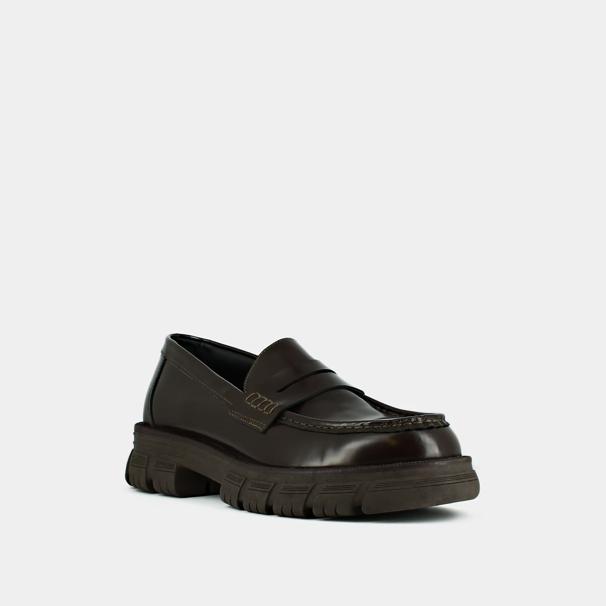 Mocassins à semelles crantées