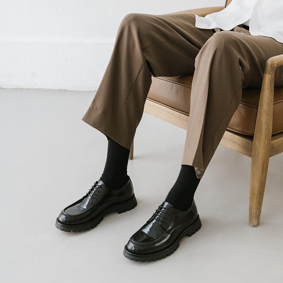 Derbies à lacets et semelles crantées