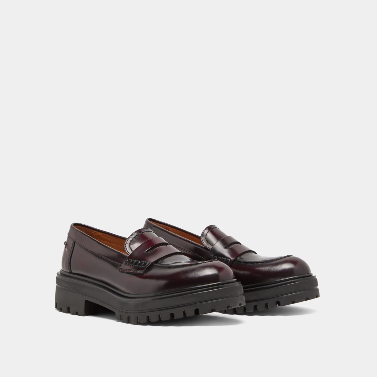 Mocassins à semelles crantées