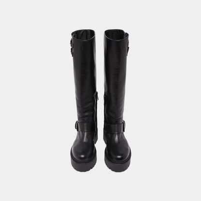 Bottes à sangles et semelles crantées
