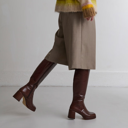 Bottes à talons et plateformes