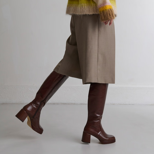 Bottes à talons et plateformes