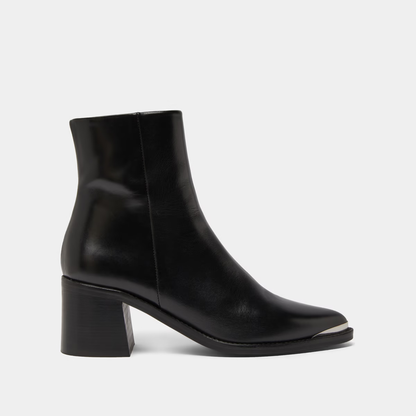 Bottines à talons et embouts argentés