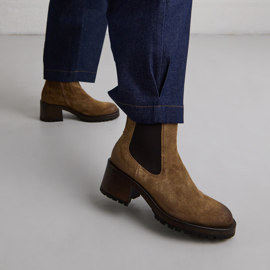 Bottines à semelles crantées