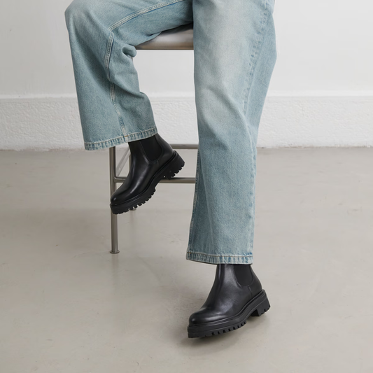 Boots à semelles crantées et élastiques