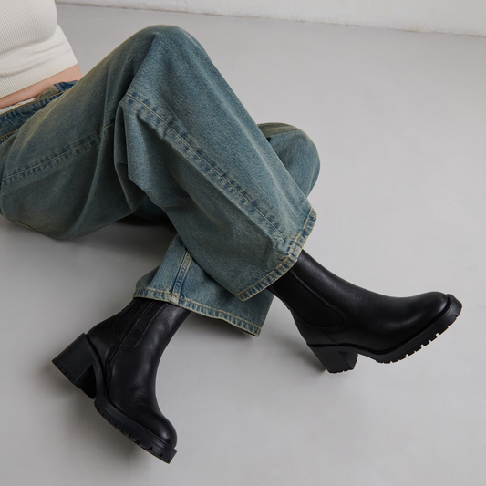 Bottines à semelles crantées
