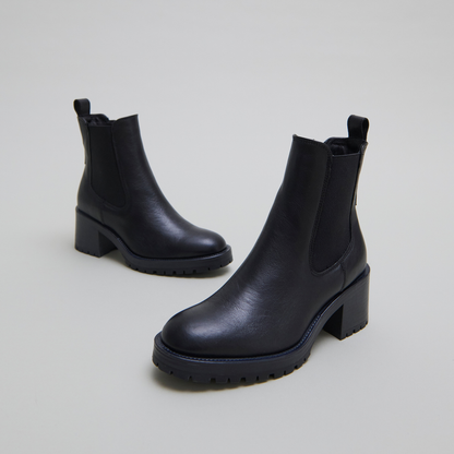 Bottines à semelles crantées
