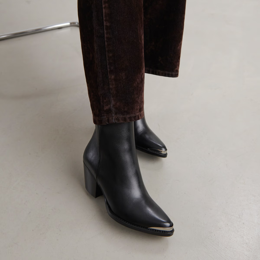 Boots à bouts argentés