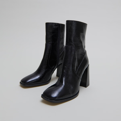 Bottines à talons et bouts carrés