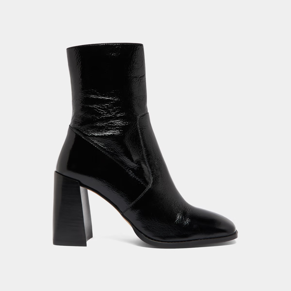Bottines à talons et bouts carrés