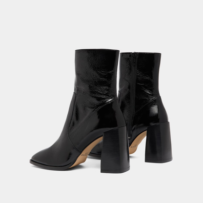 Bottines à talons et bouts carrés